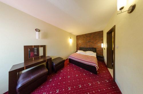 Amadeus Hotel Zielona Gora Luaran gambar